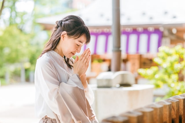 神社を参拝